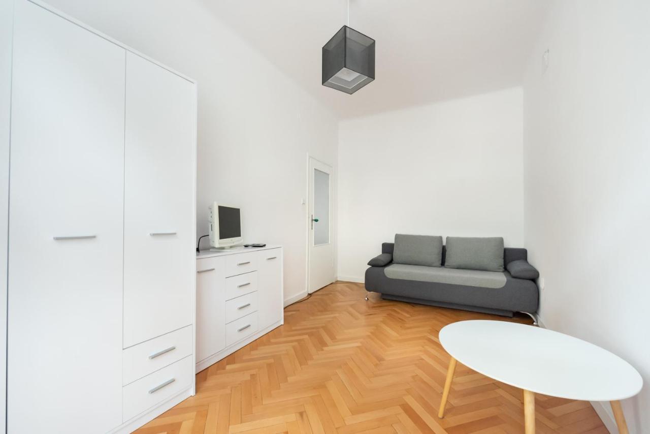 Plac Zbawiciela 3-Bedroom Apartment Warszawa Zewnętrze zdjęcie